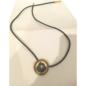 BARLOW USA ETCHED BEAR BRAIDED LEATHER BOLO TIE